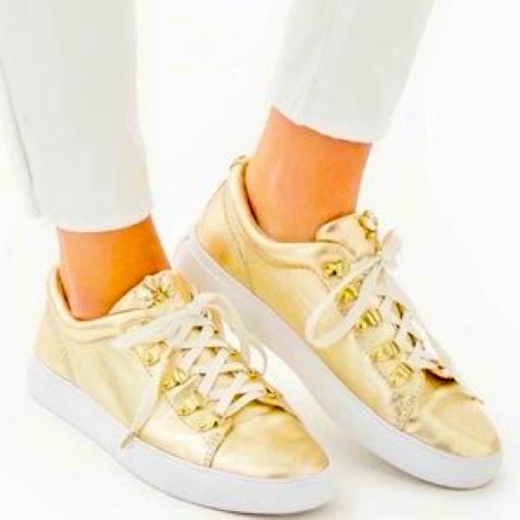 Lilly Pulitzer • Hallie Gold studded Sneaker Size 8 💥RARE 💥 - Picture 2 of 15